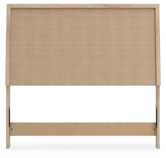 Cielden Full Panel Headboard with Dresser and Nightstand