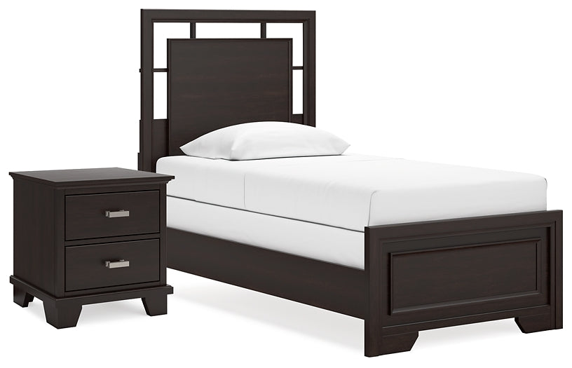 Cama doble con mesita de noche Covetown