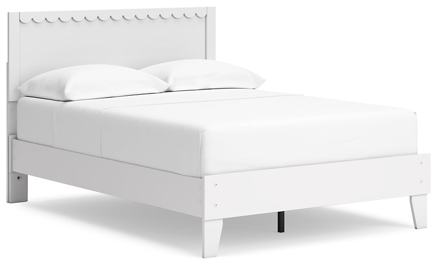 Hallityn Full Panel Platform Bed with Dresser, Chest and 2 Nightstands