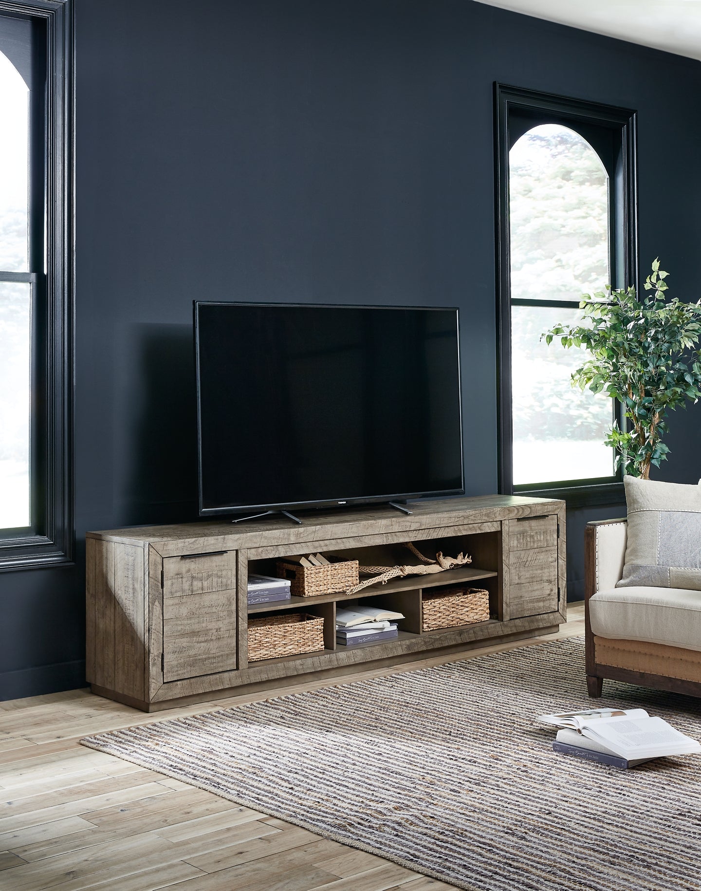 Mueble de TV Krystanza XL con opción de chimenea