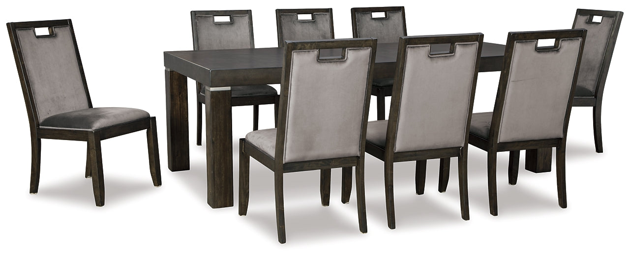 Mesa de comedor Hyndell y 8 sillas