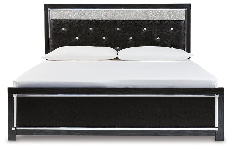 Cama tamaño king con plataforma tapizada y tocador con espejo y cómoda Kaydell